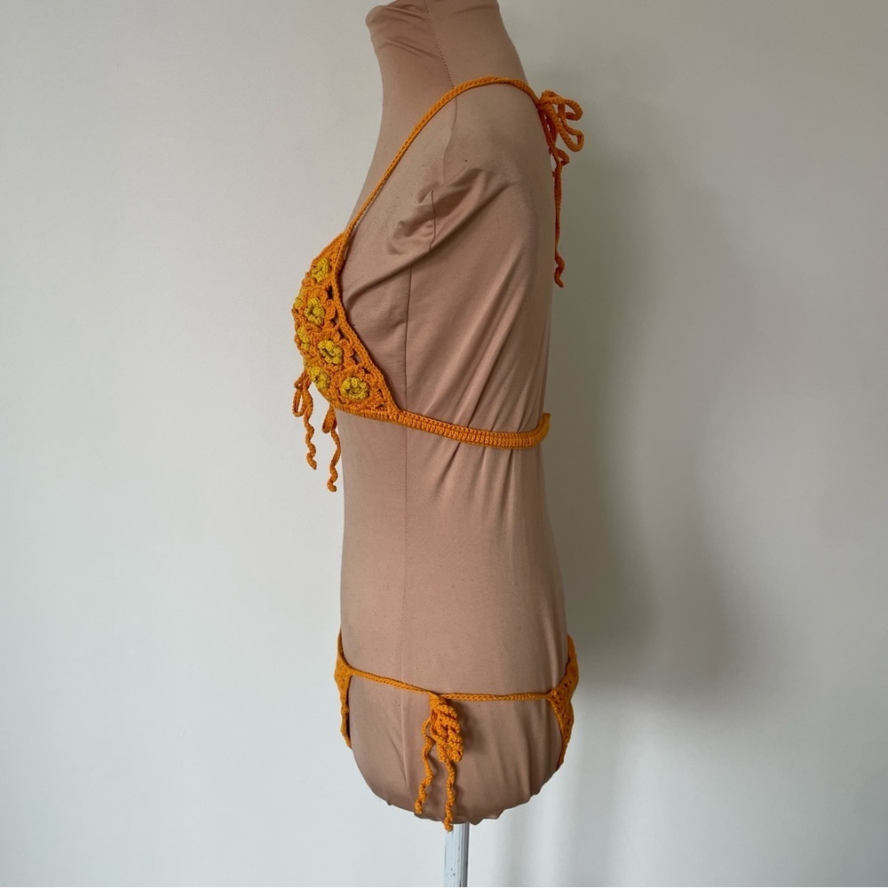 Cult Gaia Alivia Halter Orange Marigold Floral Crochet Bikini Swimsuit NWOT Sz L - Picture 7 of 12